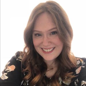 Meet your Posher, Elissa